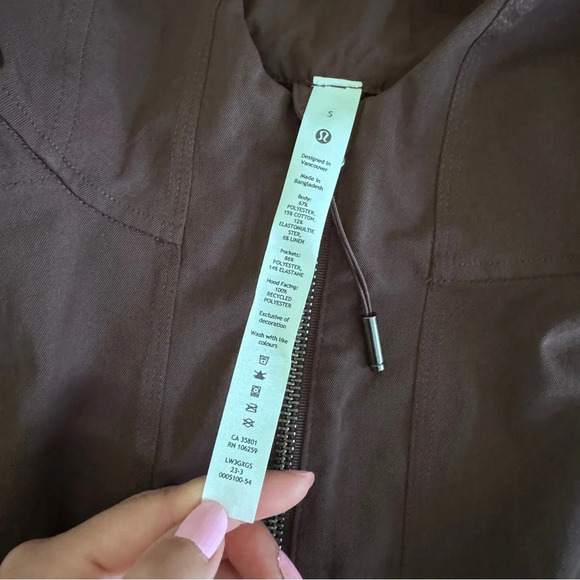 🆕🤎 Lululemon Water Repellent Hooded Anorak - Espresso - Picture 7 of 15